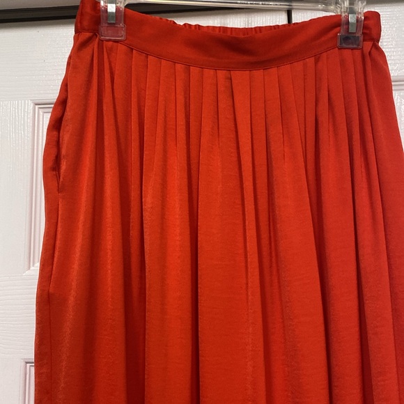 ❌SOLD❌BCBGMaxAzria Sofia Pleated Maxi Skirt Red size XS - Picture 7 of 16